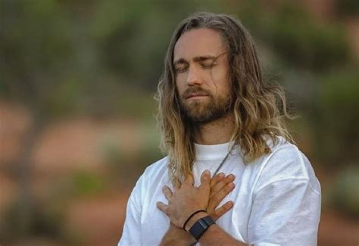 Aaron Doughty YouTuber, Bio, Wiki, Age, Height, Girlfriend, Meditations, and Net Worth