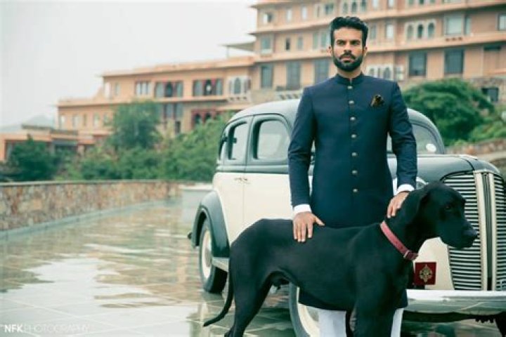 Adnan Malik – Biography, Facts & Life Story
