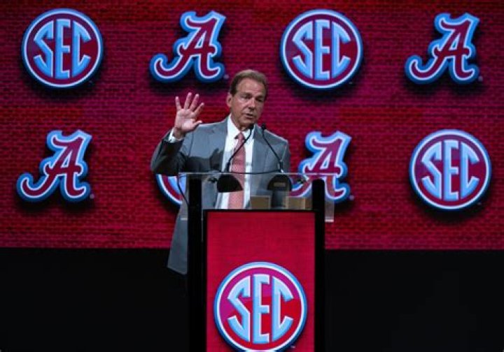 Alabama Season Predictions: Wins, Losses, Marquee Games, and More for Every Crimson Tide Game in 2023