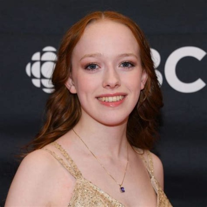 Amybeth McNulty – Biography, Facts & Life Story