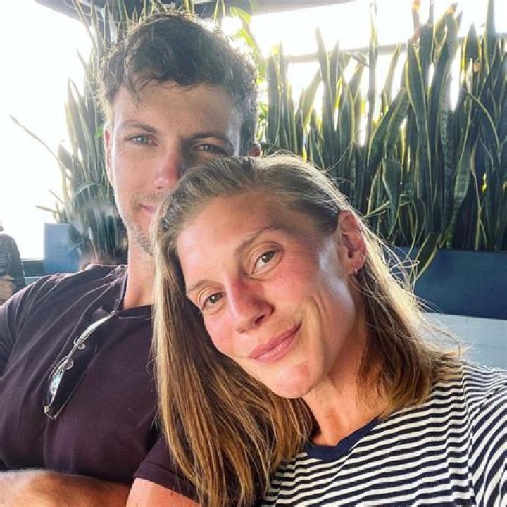 ‘Another Life’ Star Marries Robin Gadsby