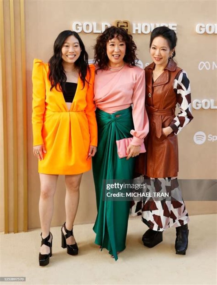 Are Sandra Oh And Awkwafina Related?