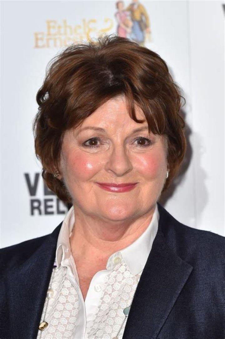 Brenda Blethyn – Biography, Facts & Life Story