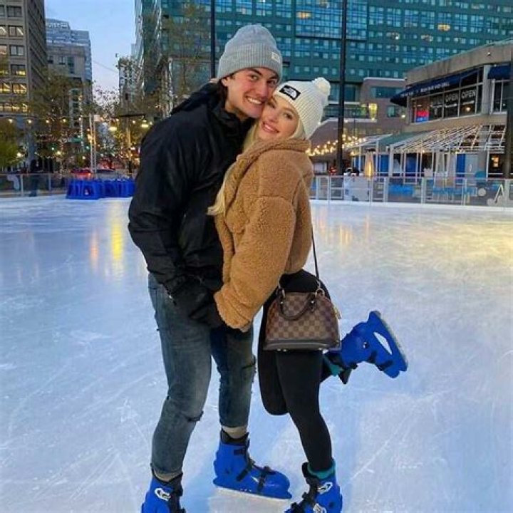 Claudia Walsh’s biography: age, height, birthday, boyfriend