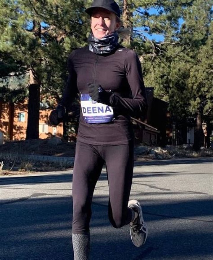 Deena Kastor – Long-Distance Runner | Who Is Her Husband? Wiki, Age, Height, Net Worth, Relationship, Ethnicity, Career