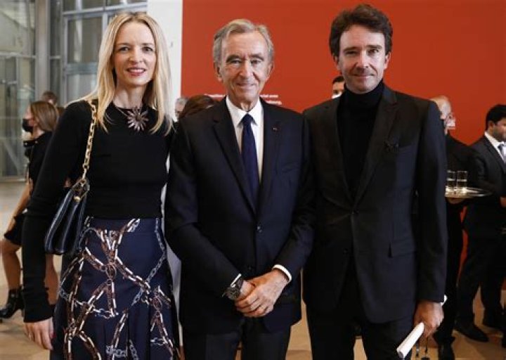 Delphine Arnault – Businesswoman, Executive | Is she a divorcee? Wiki, Age, Height, Net Worth, Husband, Ethnicity