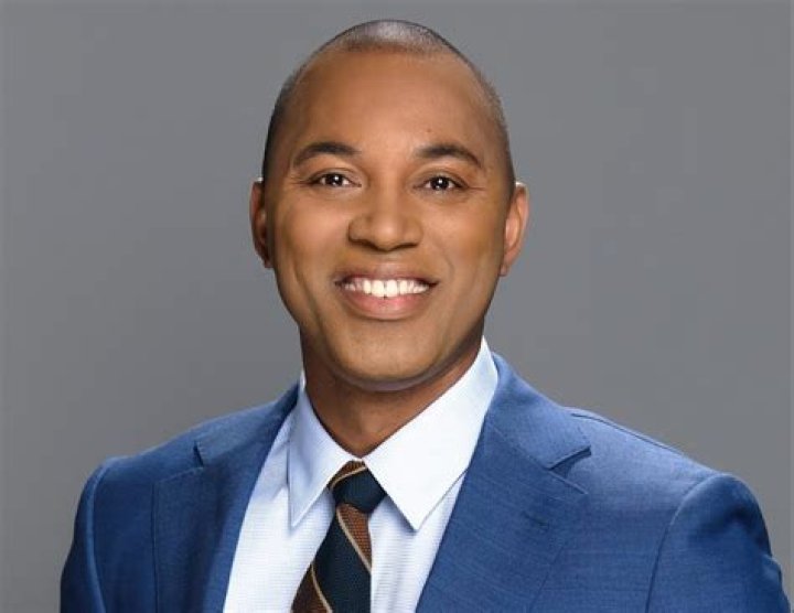 Demetrius Ivory WGN, Bio, Age, Height, Family, Wife, Education, Salary, and Net Worth