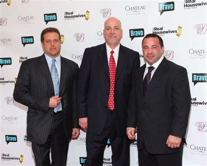 Dina Manzo Net Worth – How Much is Manzo Worth?