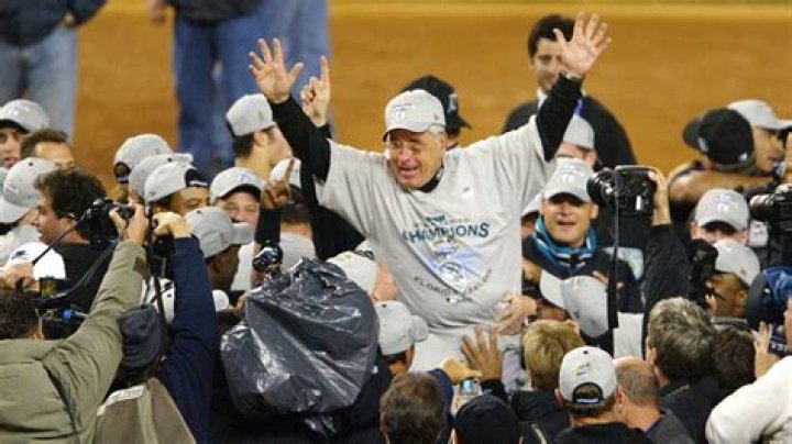 Dontrelle Willis Dodgers, Bio, Wiki, Age, Wife, Salary, and Net Worth