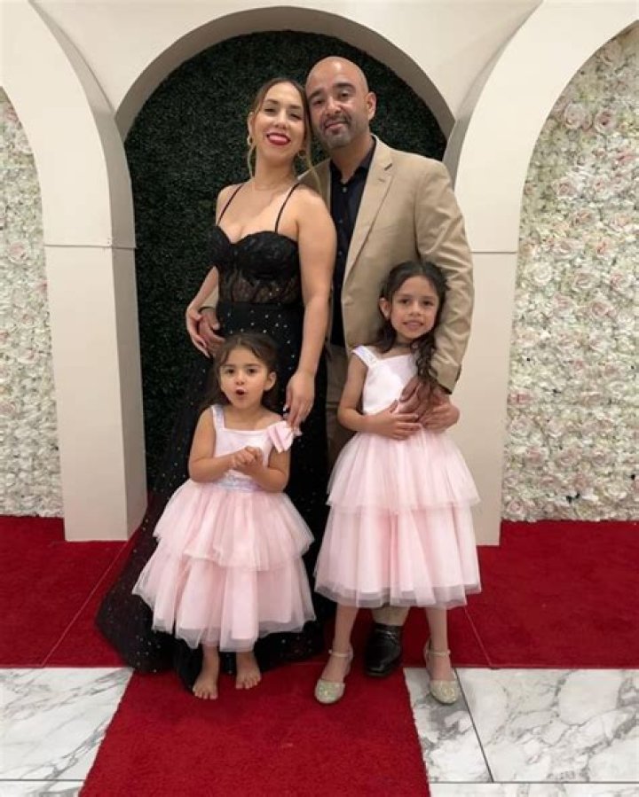 Doralia Angulo Age, Net Worth, Husband, Amazon