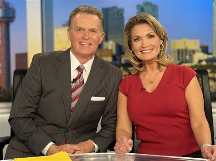 Doug Dunbar CBS 11, Bio, Wiki, Age, Height, Family, Wife, Salary, and Net Worth