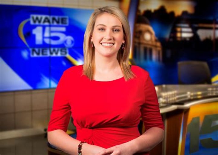 Emily Dwire WANE 15, Bio, Age, Height, Family, Husband, WOWT, Salary, Net Worth