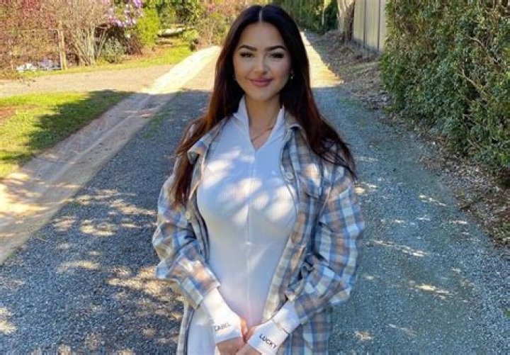 Evelyn Ha YouTuber, Bio, Wiki, Age, Height, Family, BoyFriend, Tik Tok, And Net Worth