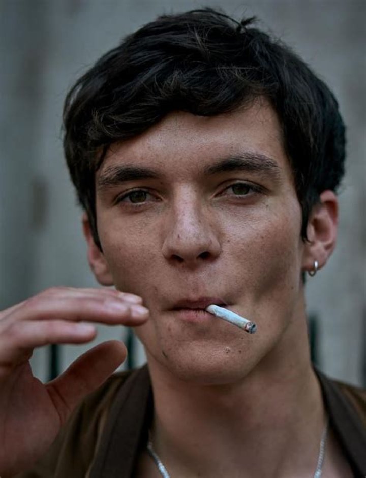 Fionn Whitehead – Biography, Facts & Life Story