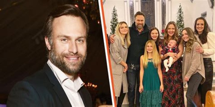 Former Canadian Hockey Player David Lemanowicz's First Marriage With Ex-Wife Sped Up His Permanent Residency