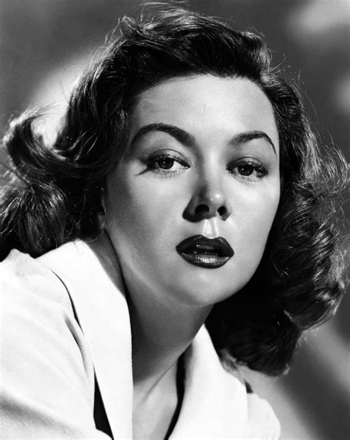 Gloria Grahame – Biography, Facts & Life Story