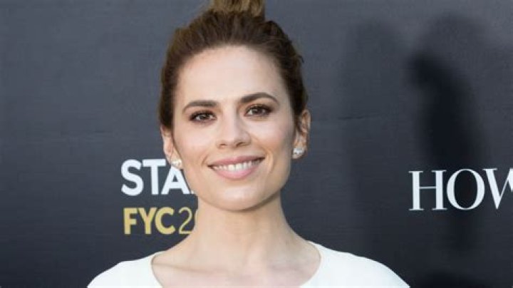 Hayley Atwell – Biography, Facts & Life Story