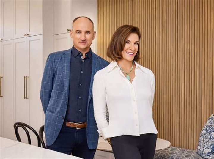 Hilary Farr HGTV, Bio, Wiki, Age, Husband, Son, and Net Worth