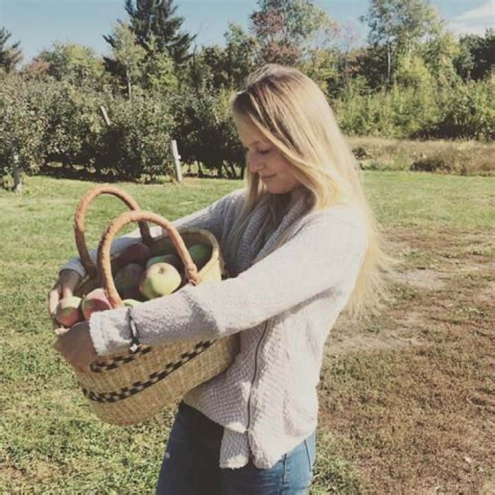 India Oxenberg – Biography, Facts & Life Story