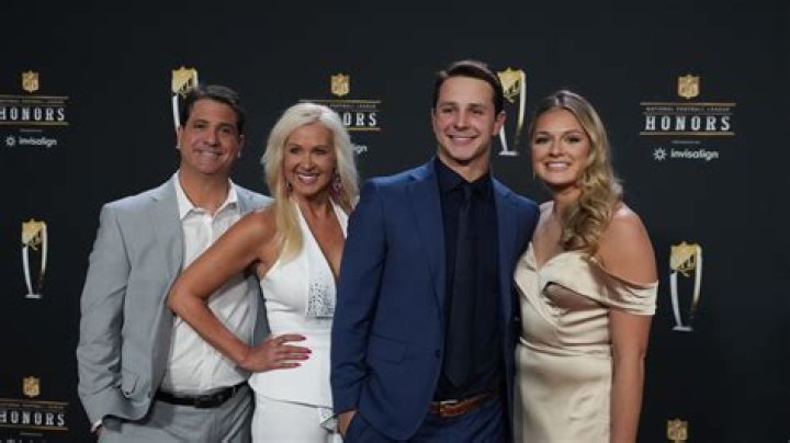 Is Crystal Bernard Married or Dating Anyone and What Is She Doing Now?