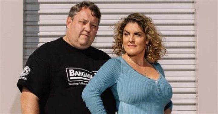 Ivy Calvin Storage Wars, Bio, Wiki, Age, Wife, Football, Eye Injury, and Net Worth