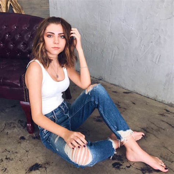 Jada Facer – Biography, Facts & Life Story