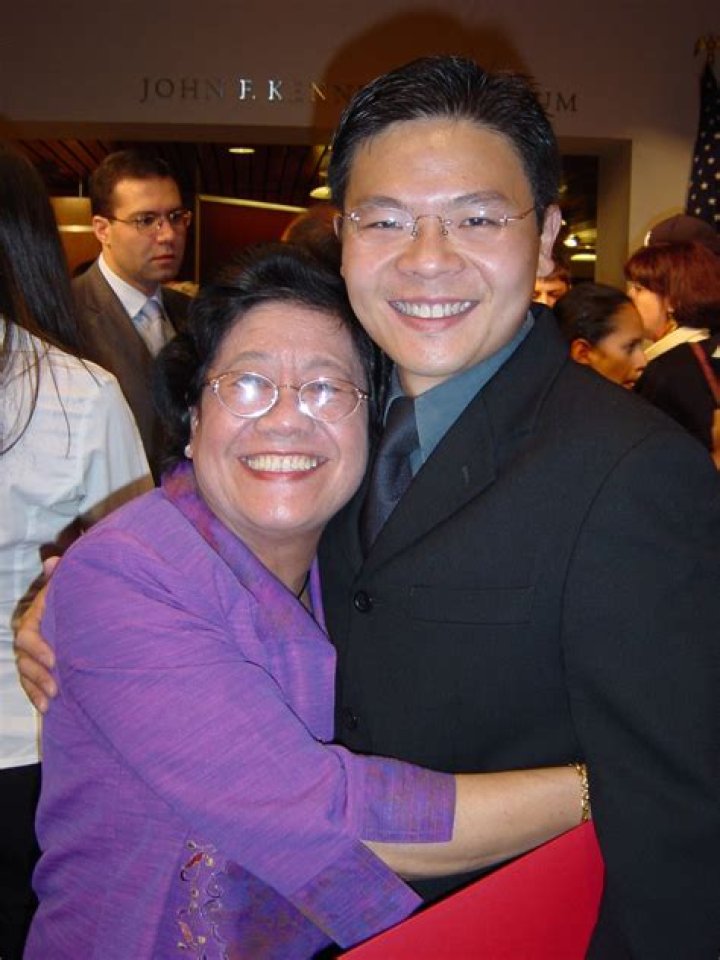 Jake Wong Parents Pete Wong And Amy Yanish: Family Ethnicity