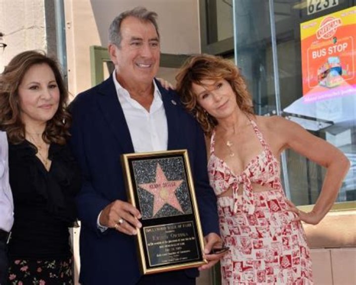 Kathy Najimy – Biography, Facts & Life Story