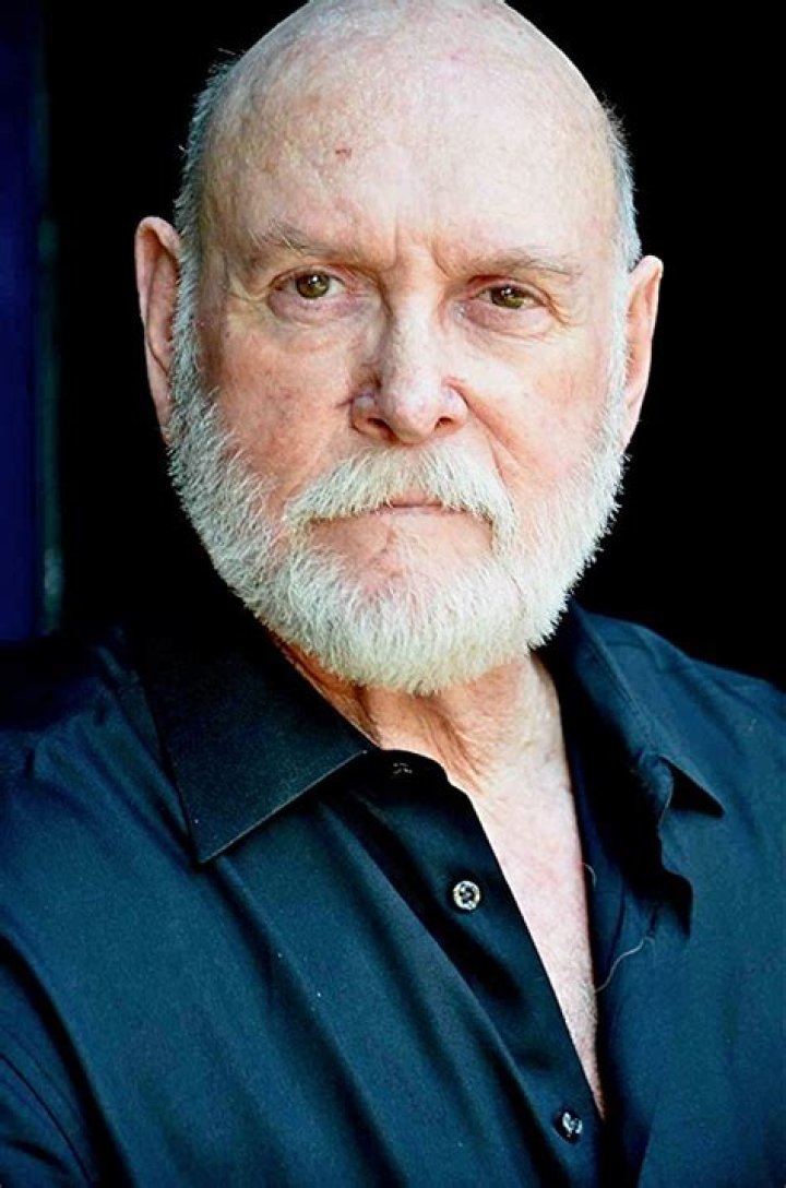 Lee de Broux Net Worth