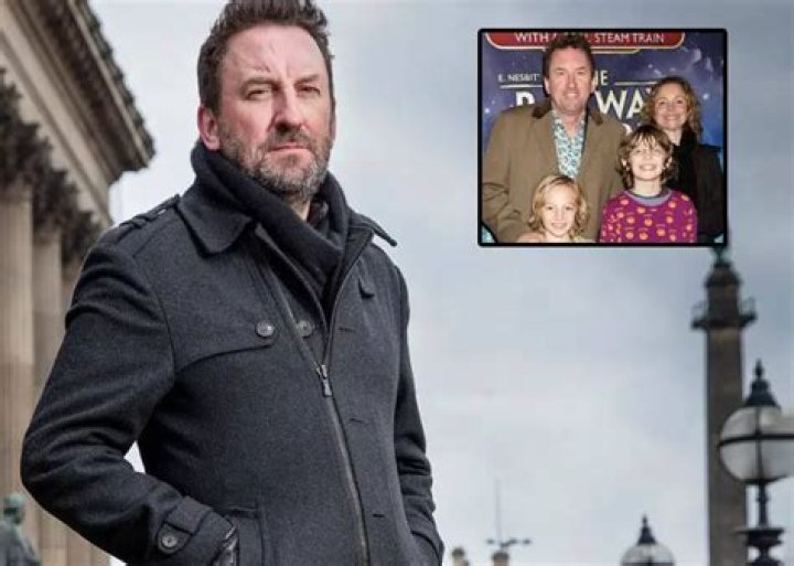 Lee Mack’s Sitcom ‘Not Going Out’ Was Inspired by His Wife and Children