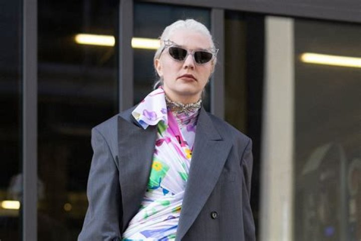 Lotta Volkova – Stylist, Fashion Designer | Wiki, Age, Height, Net Worth, Relationship, Ethnicity, Career