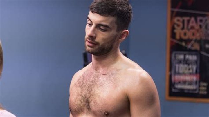 Louis Boyer – British Actor | Age, Biography, Wiki, Career, Net Worth, Movies, Dating, Relation, Instagram & Facts