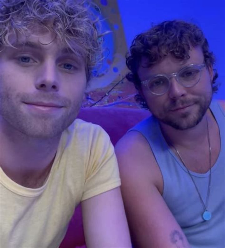 Luke Hemmings Silently Got A Few Tattoos In 2019