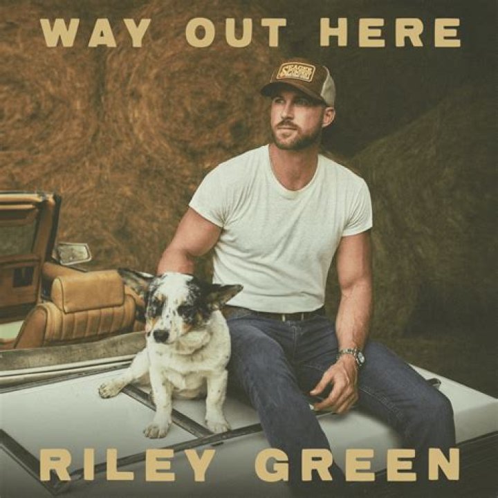 Lyrics & Translations of Hard To Leave by Riley Green