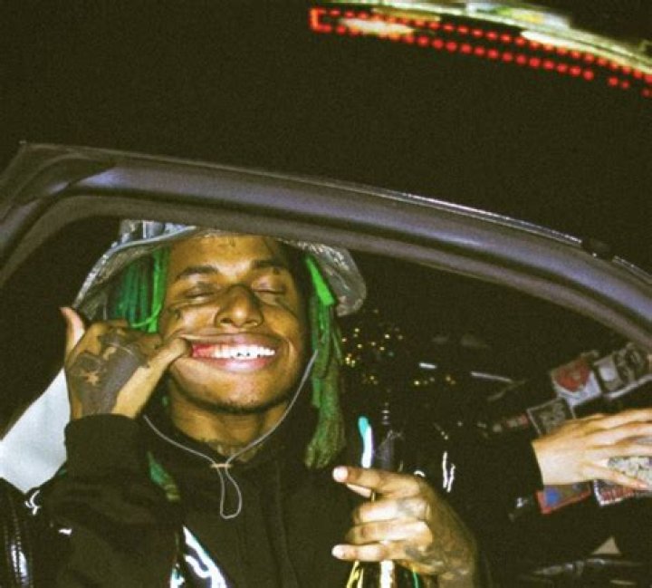 Lyrics & Translations of Space Cowboy by Zillakami