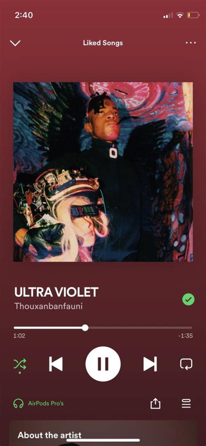 Lyrics & Translations of Ultra Violet by Thouxanbanfauni