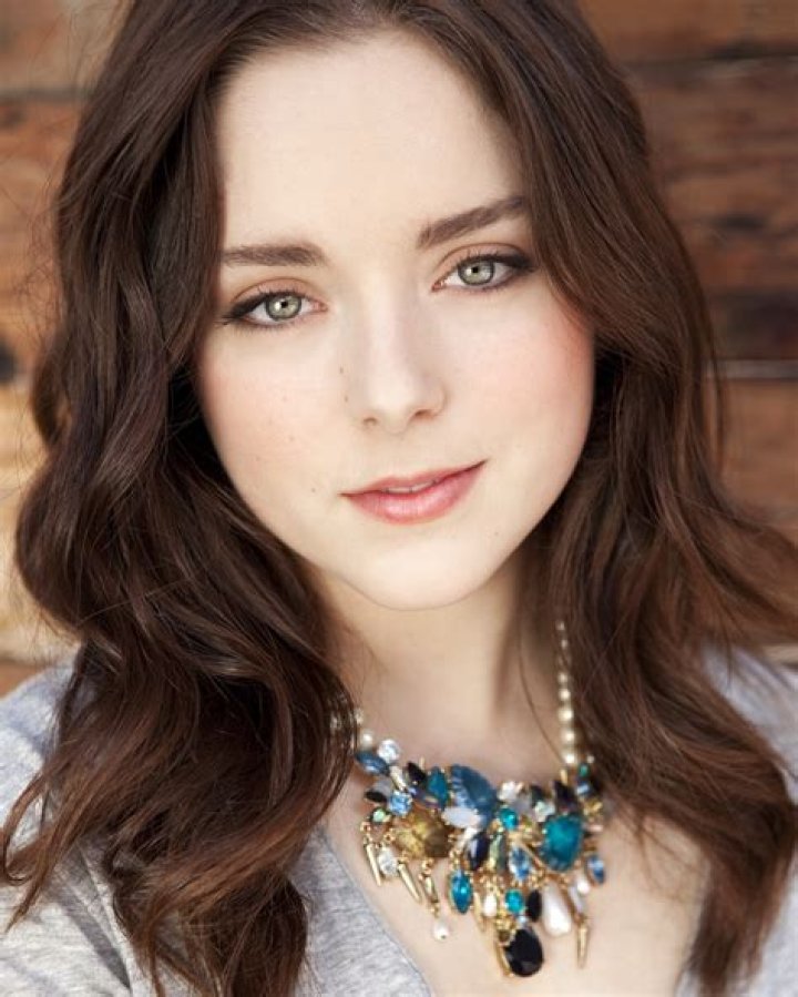 Madison Davenport – Biography, Facts & Life Story