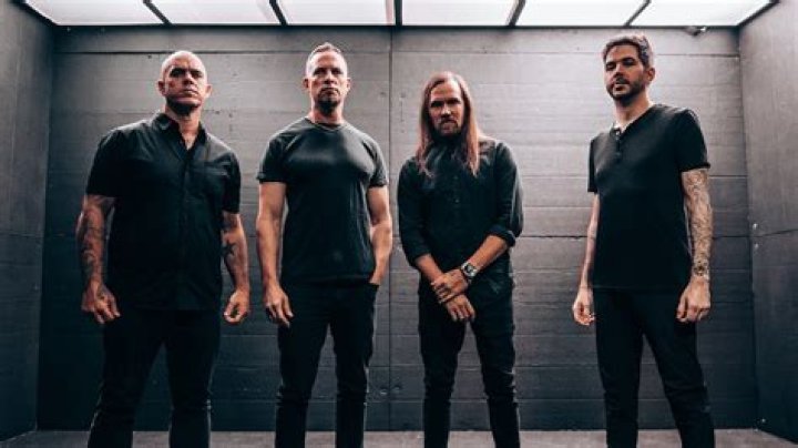 Mark Tremonti Net Worth – How Much is Tremonti Worth?