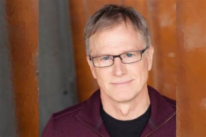 Meet Lochran Hunter – Photos Of Alan Hunter’s Son With Elizabeth Bradley Hunter