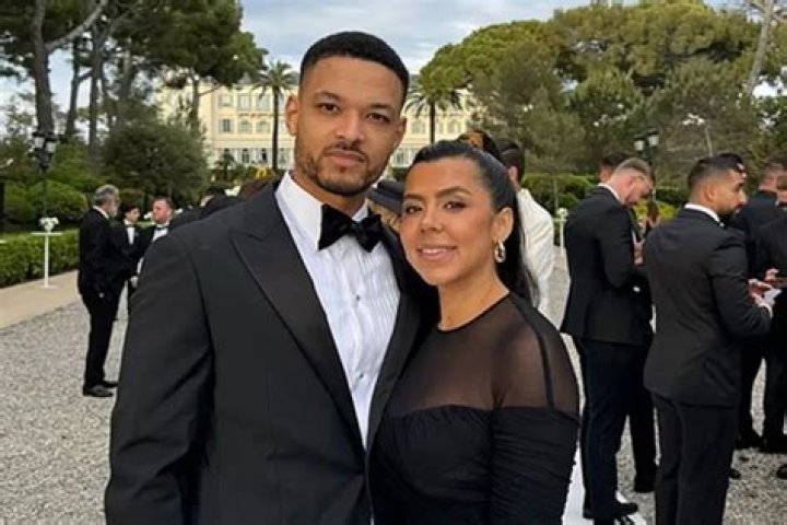 Meet Steven Bartlett's girlfriend, Melanie Vaz Lopes