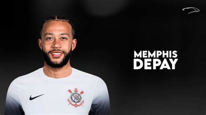 Memphis Depay Net Worth - How Much Does Memphis Depay Make?