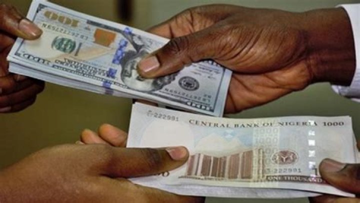 N1,525/£: Naira crashes against pound at black market despite CBN's plan to clear $10bn backlog