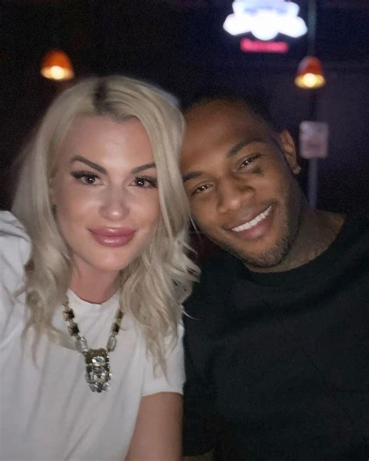 Oliver Saunders's Wife Samantha Puts All the Blame on Her Husband for Cheating