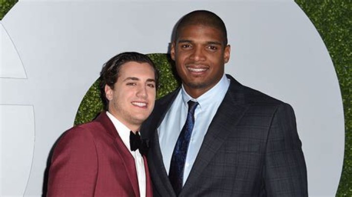 Out Gay Michael Sam Boyfriend Rift, NFL Star's Discrete Bad Blood
