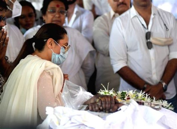 Pradeep Sarkar Death Cause & Obituary: Funeral Services