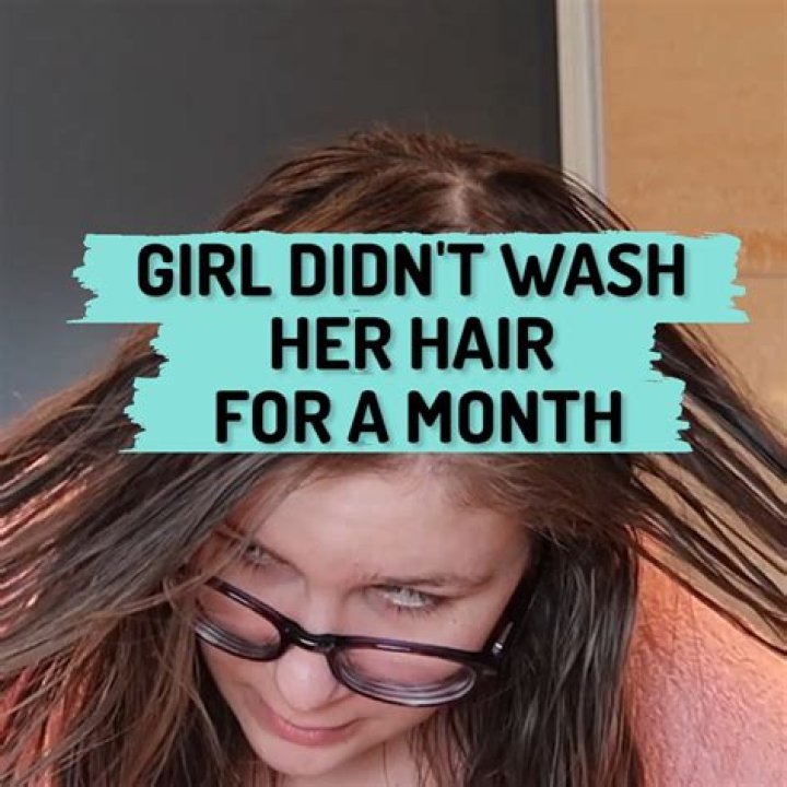 Pretty Lady Who Didn’t Wash Her Natural Hair for Almost 6 Months Goes Viral, Video Gathers Massive Views