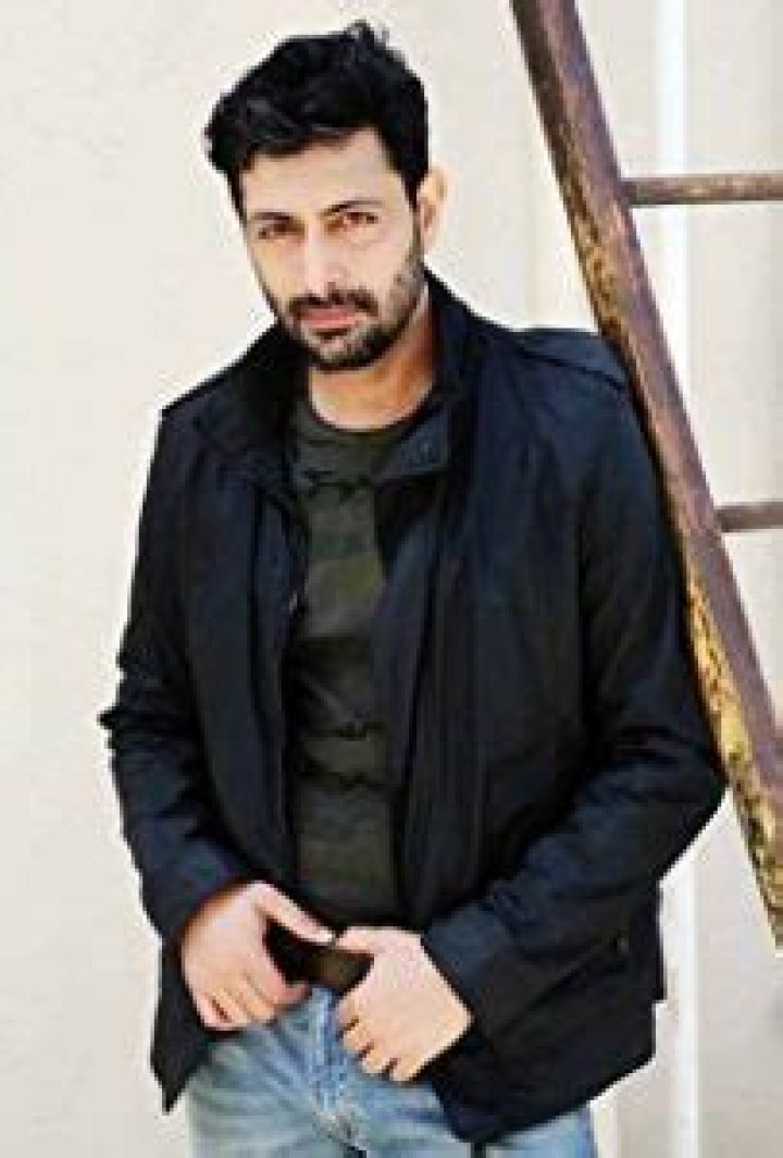 Priyanshu Chatterjee – Biography, Facts & Life Story