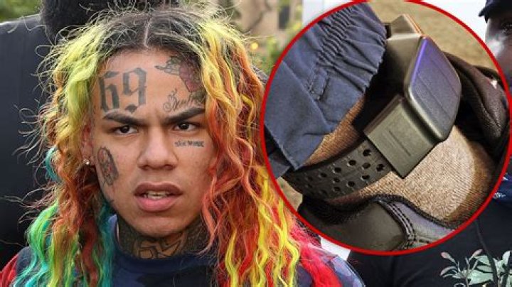 Rapper Tekashi 69 Flaunts New $1 Million Spinning Chain on Social Media 