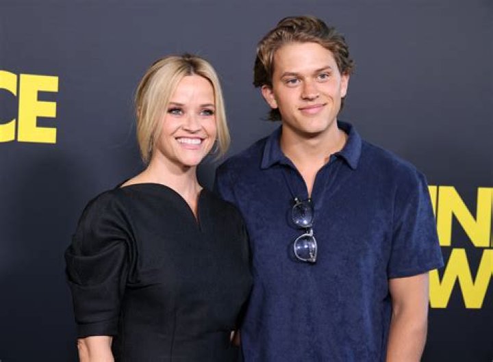 
Reese Witherspoon’s Brother John D. Witherspoon – Adorable Relationship Between The Brother Sister Duo
