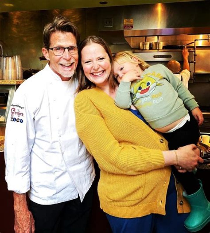 Rick Bayless, Bio, Wiki, Age, Family, Wife, Daughter, PBS, Recipes, and Net Worth